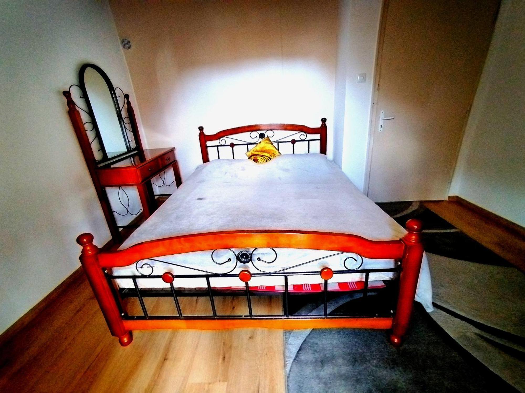 Apartamento In The Heart Of Varna Exterior foto